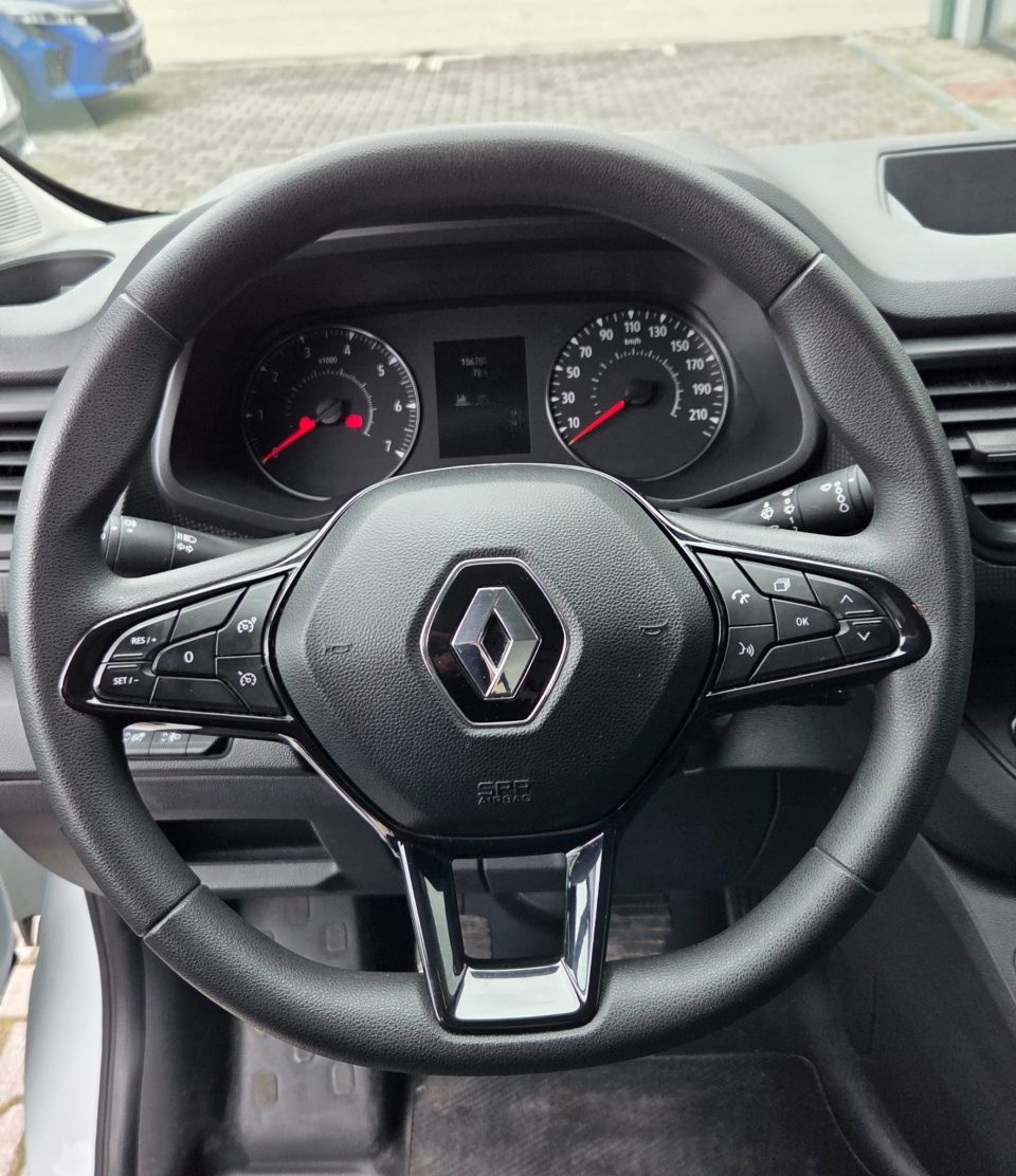 2023 Renault Trafic — fotografija 12