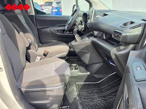 2020 Opel Combo — sličica 6