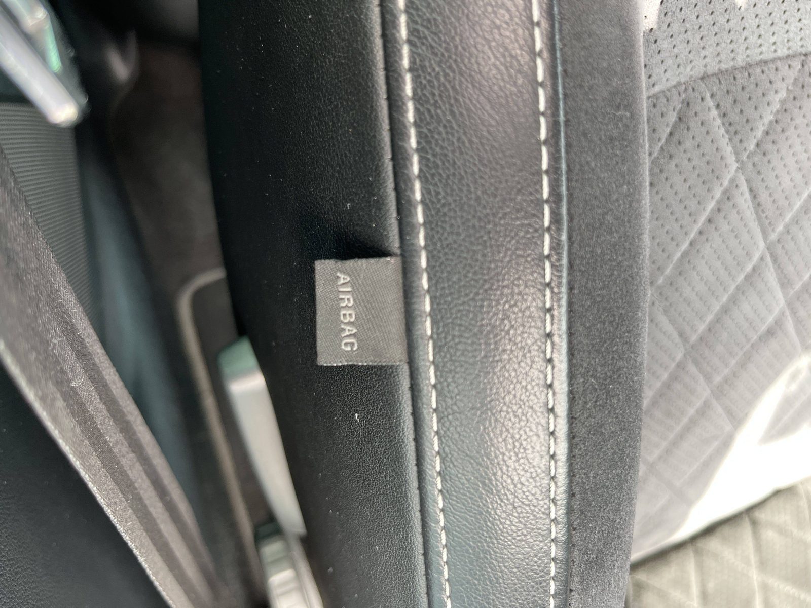 2020 Škoda Superb — fotografija 25