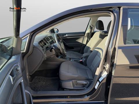 2019 Volkswagen Golf — sličica 11