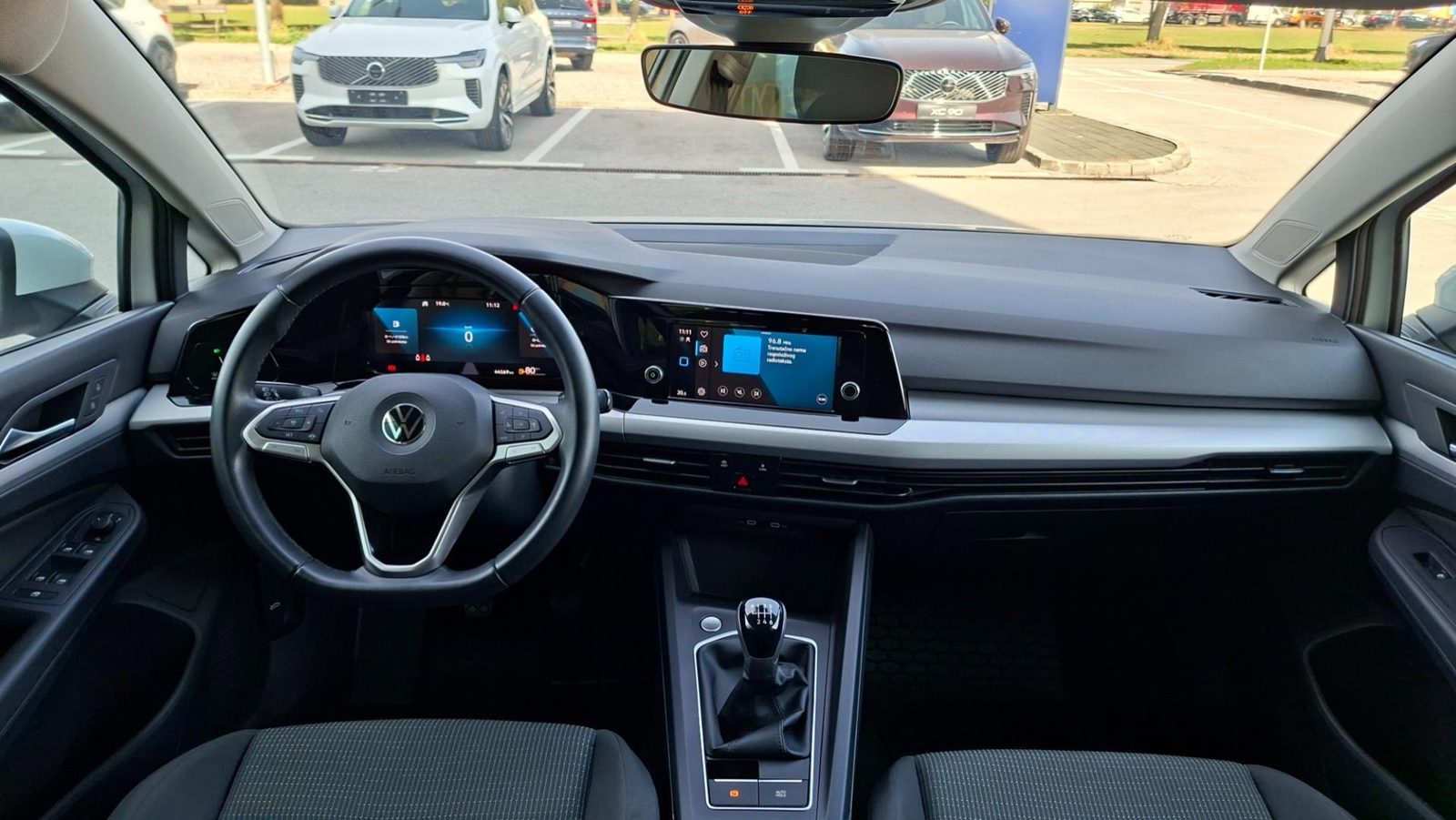 2022 Volkswagen Golf — fotografija 9
