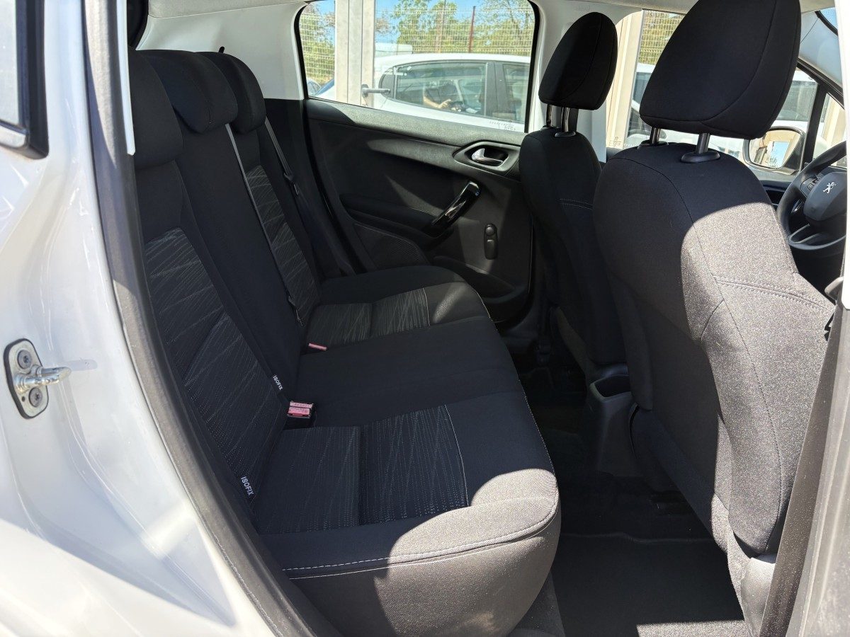 2020 Peugeot 208 — fotografija 19