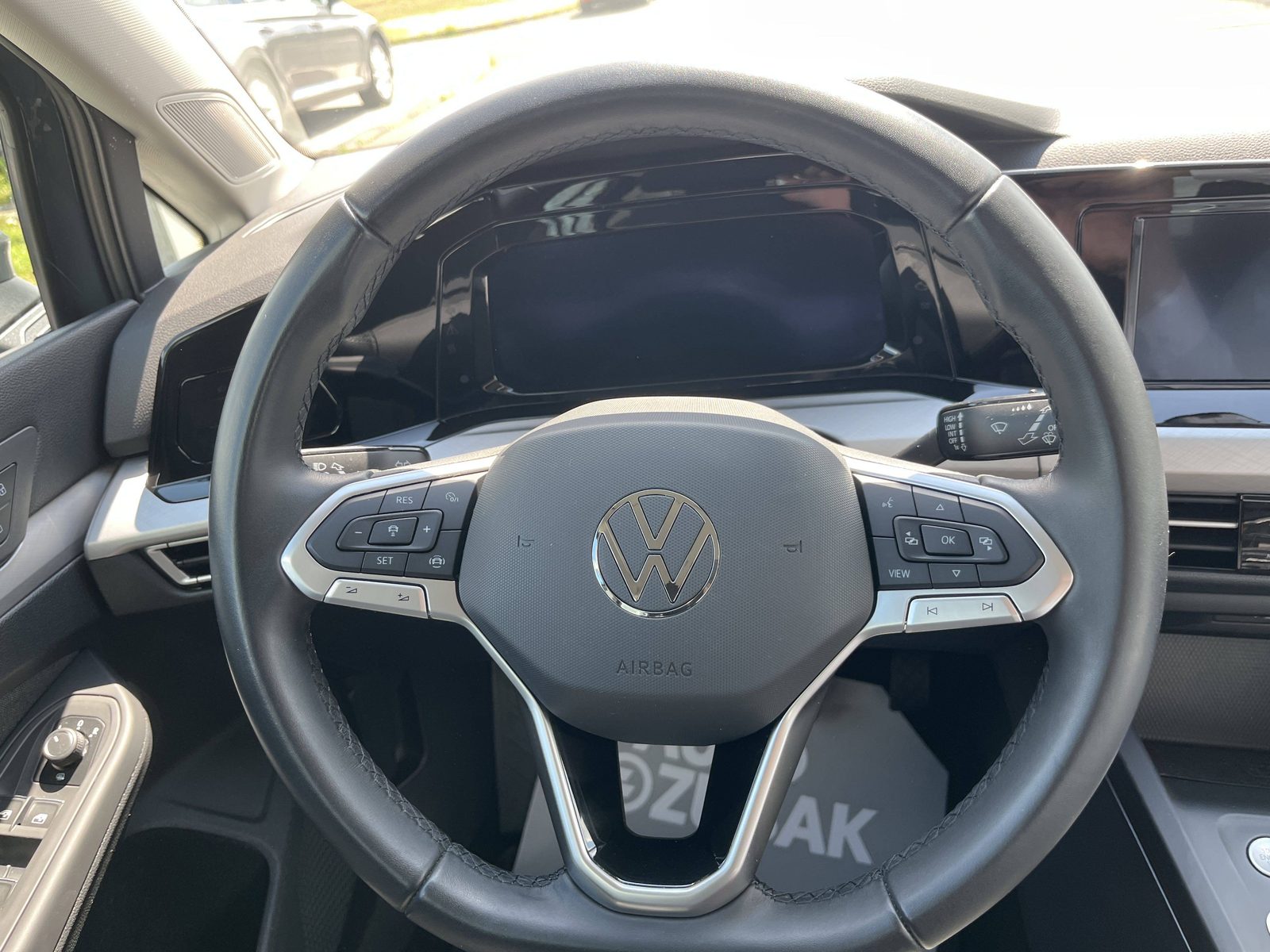 2024 Volkswagen Golf — fotografija 25