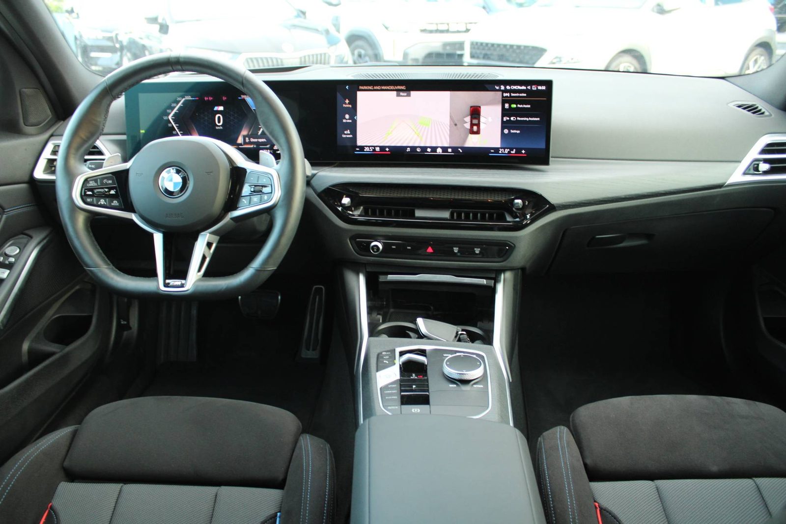 2025 BMW Serija 3 — fotografija 13