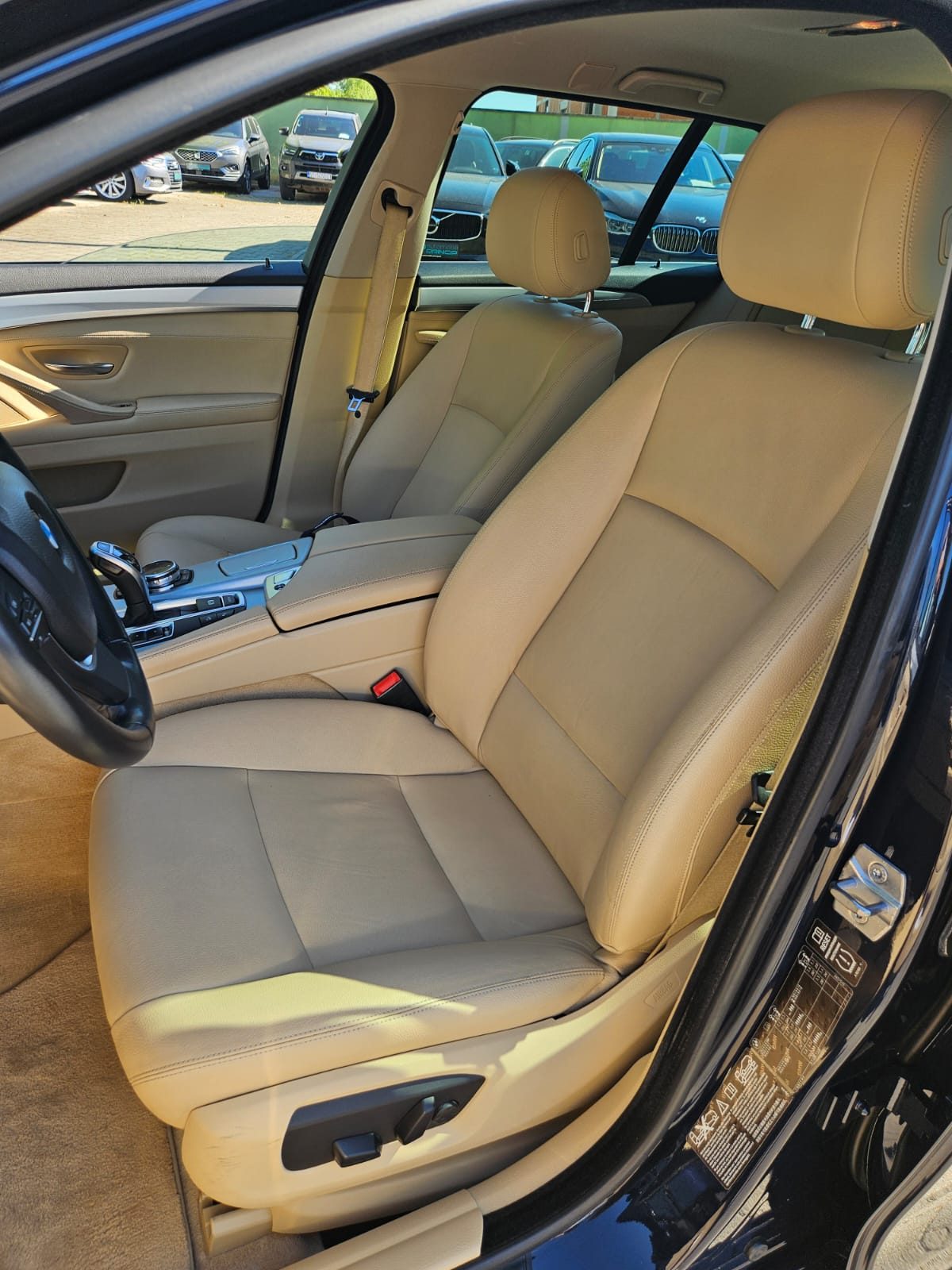 2013 BMW Serija 5 — fotografija 27