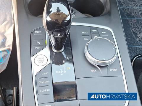 2022 BMW Serija 1 — sličica 13