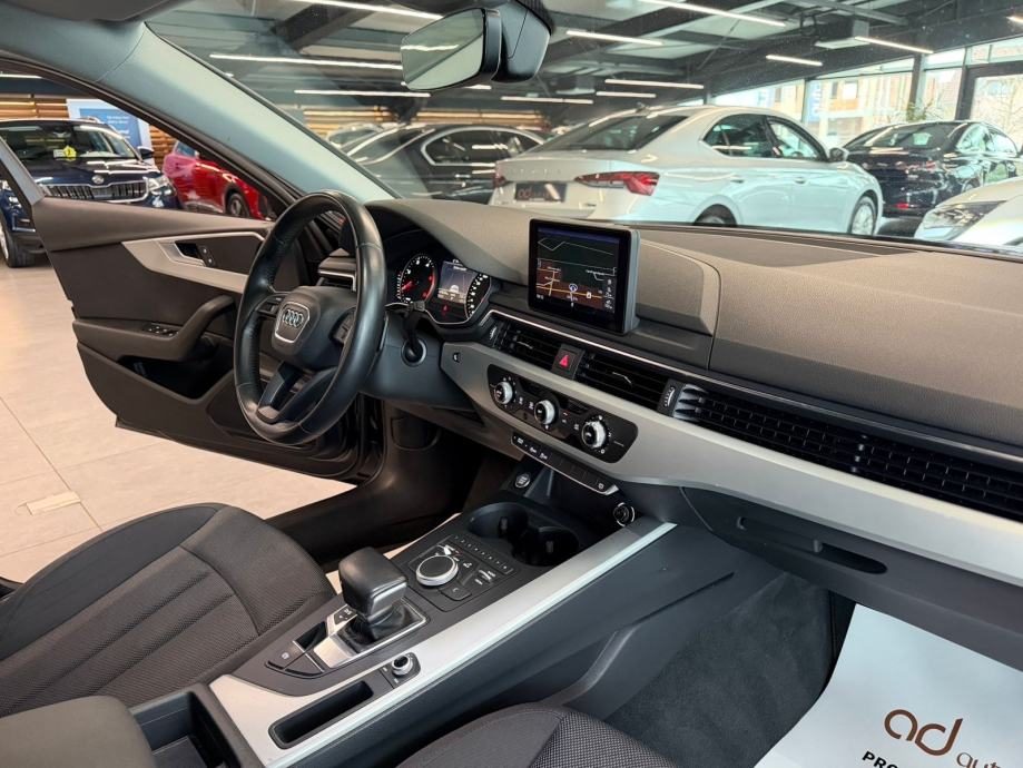 2016 Audi A4 Variant — fotografija 22