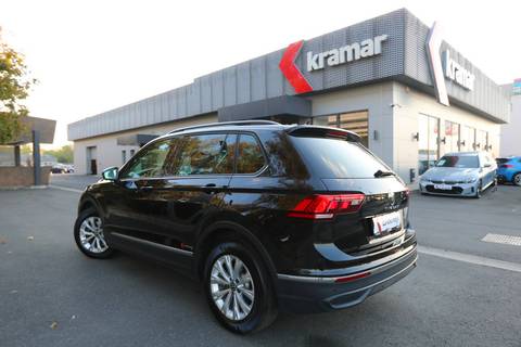 2021 Volkswagen Tiguan — sličica 17