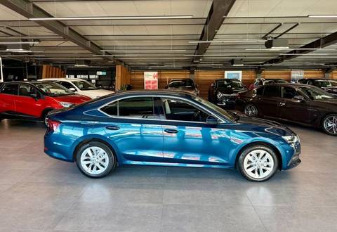 2021 Škoda Octavia — sličica 9