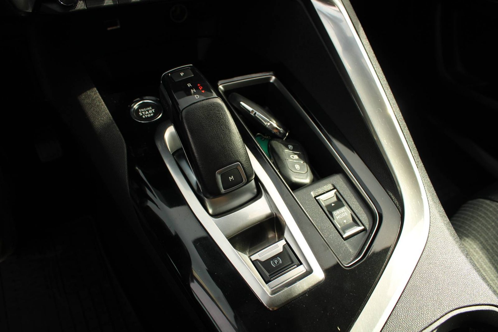 2022 Peugeot 3008 — fotografija 24