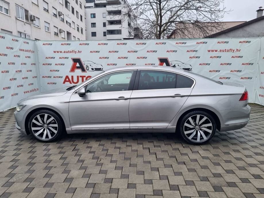 2015 Volkswagen Passat Highline — fotografija 4
