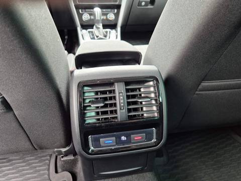 2020 Volkswagen Passat Variant — sličica 24