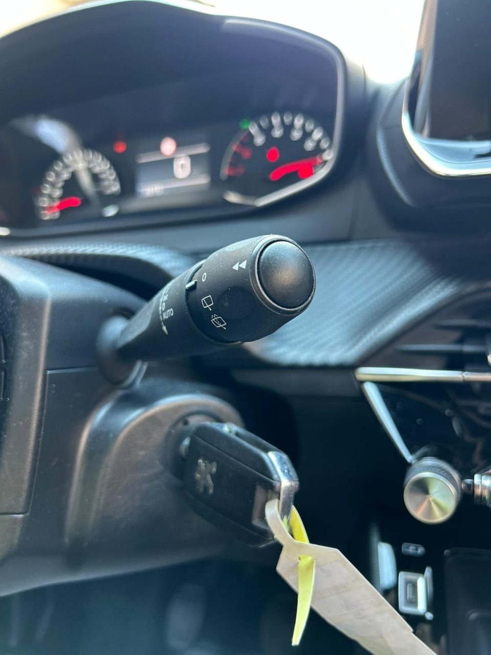 2021 Peugeot 2008 — fotografija 7