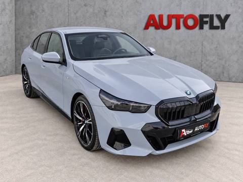 2025 BMW Serija 5 M Sport — sličica 3