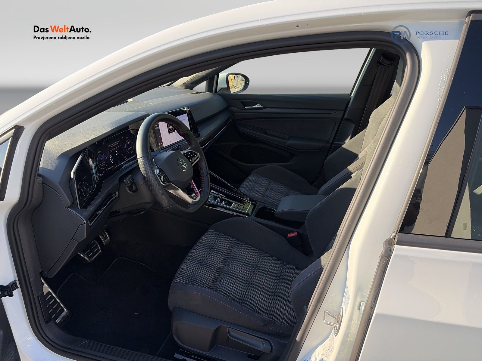 2024 Volkswagen Golf — fotografija 8