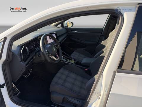 2024 Volkswagen Golf — sličica 8