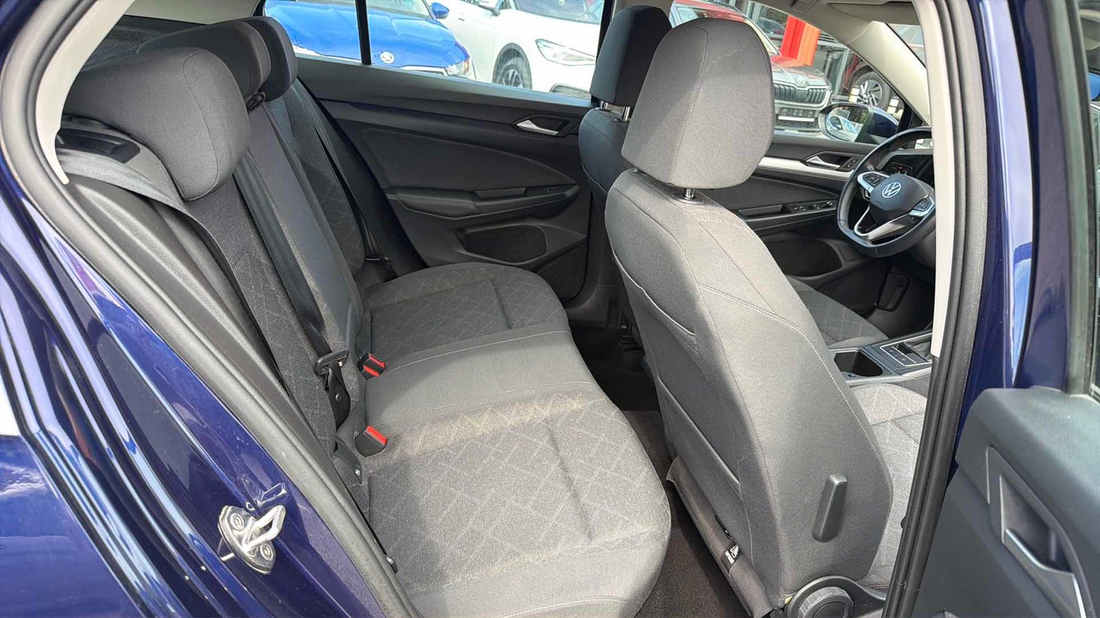2024 Volkswagen Golf — fotografija 10
