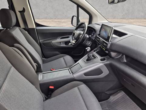 2022 Toyota Proace Verso — sličica 18