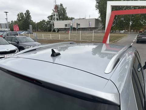 2021 Volkswagen Tiguan — sličica 19