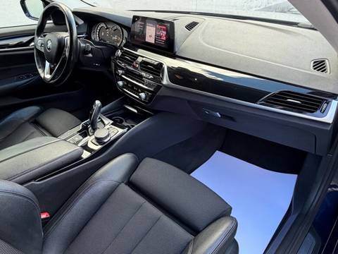 2019 BMW Serija 5 — sličica 14