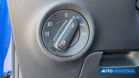2021 Škoda Karoq — sličica 12