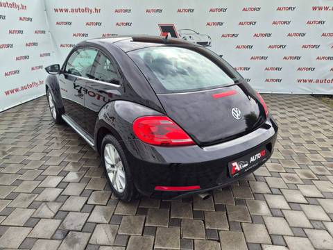2012 Volkswagen Beetle — sličica 6