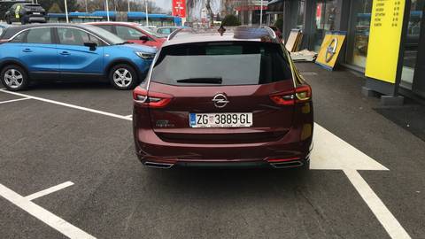 2017 Opel Insignia Sports Tourer — sličica 5
