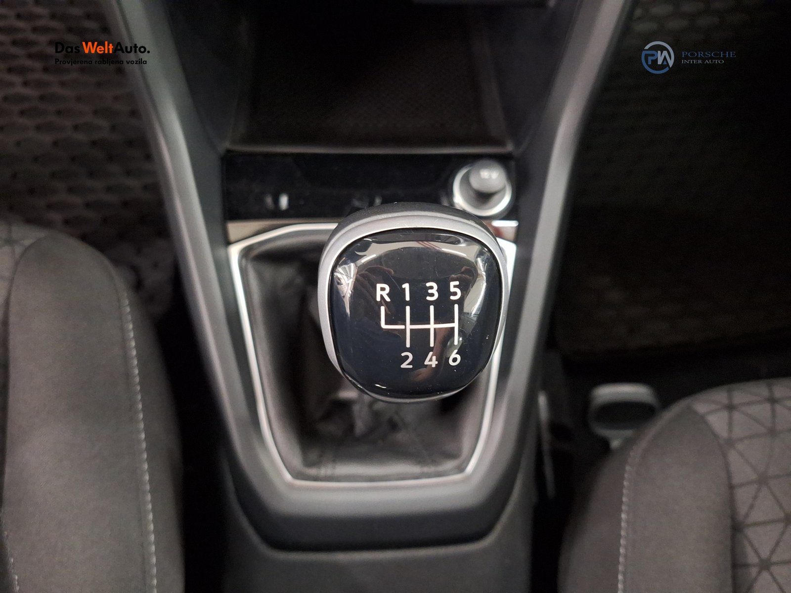 2023 Volkswagen T-Cross — fotografija 16