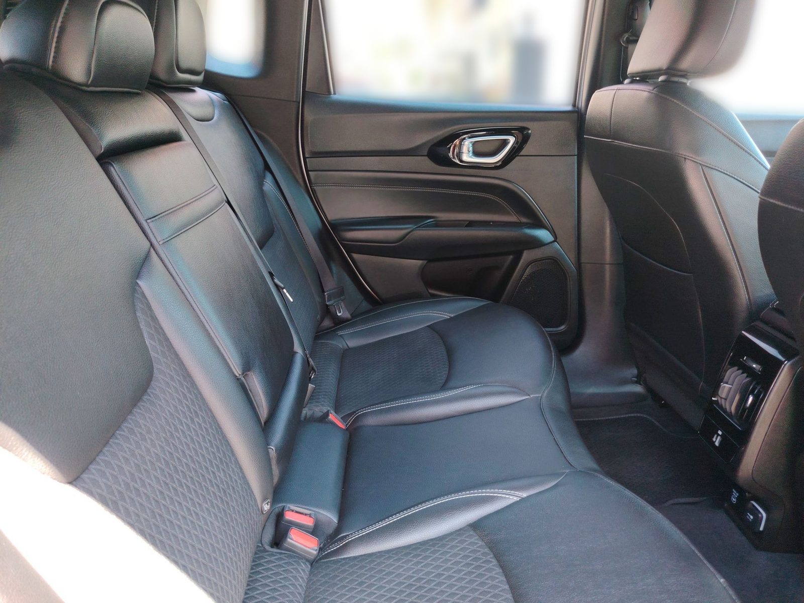 2022 Jeep Compass — fotografija 23