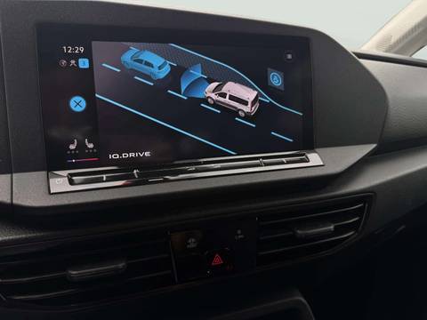 2021 Volkswagen Caddy Maxi — sličica 13