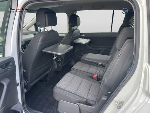 2021 Volkswagen Touran — sličica 10