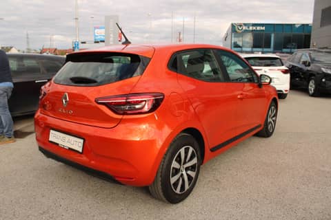 2023 Renault Clio — sličica 5
