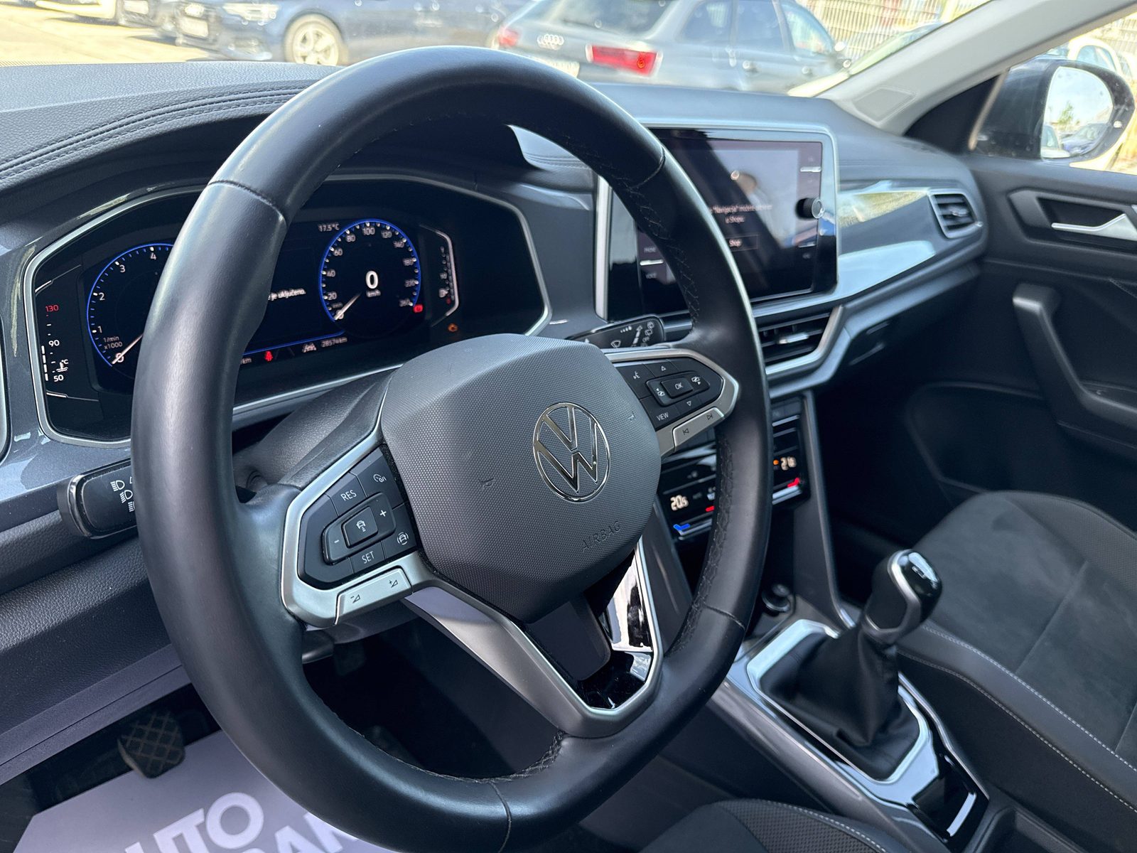 2024 Volkswagen T-Roc — fotografija 26