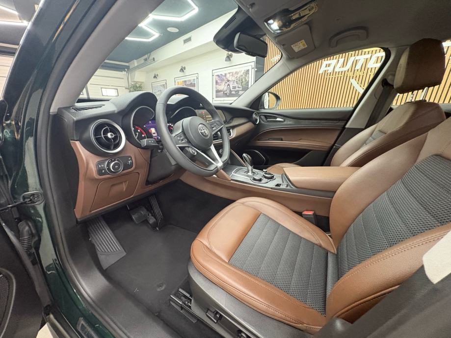 2019 Alfa Romeo Stelvio — fotografija 8
