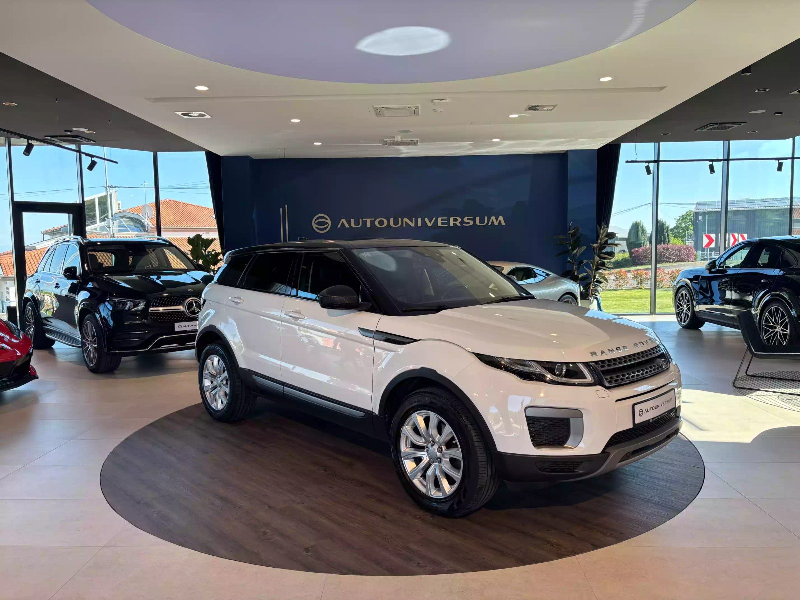 2017 Land Rover Range Rover Evoque — fotografija 3