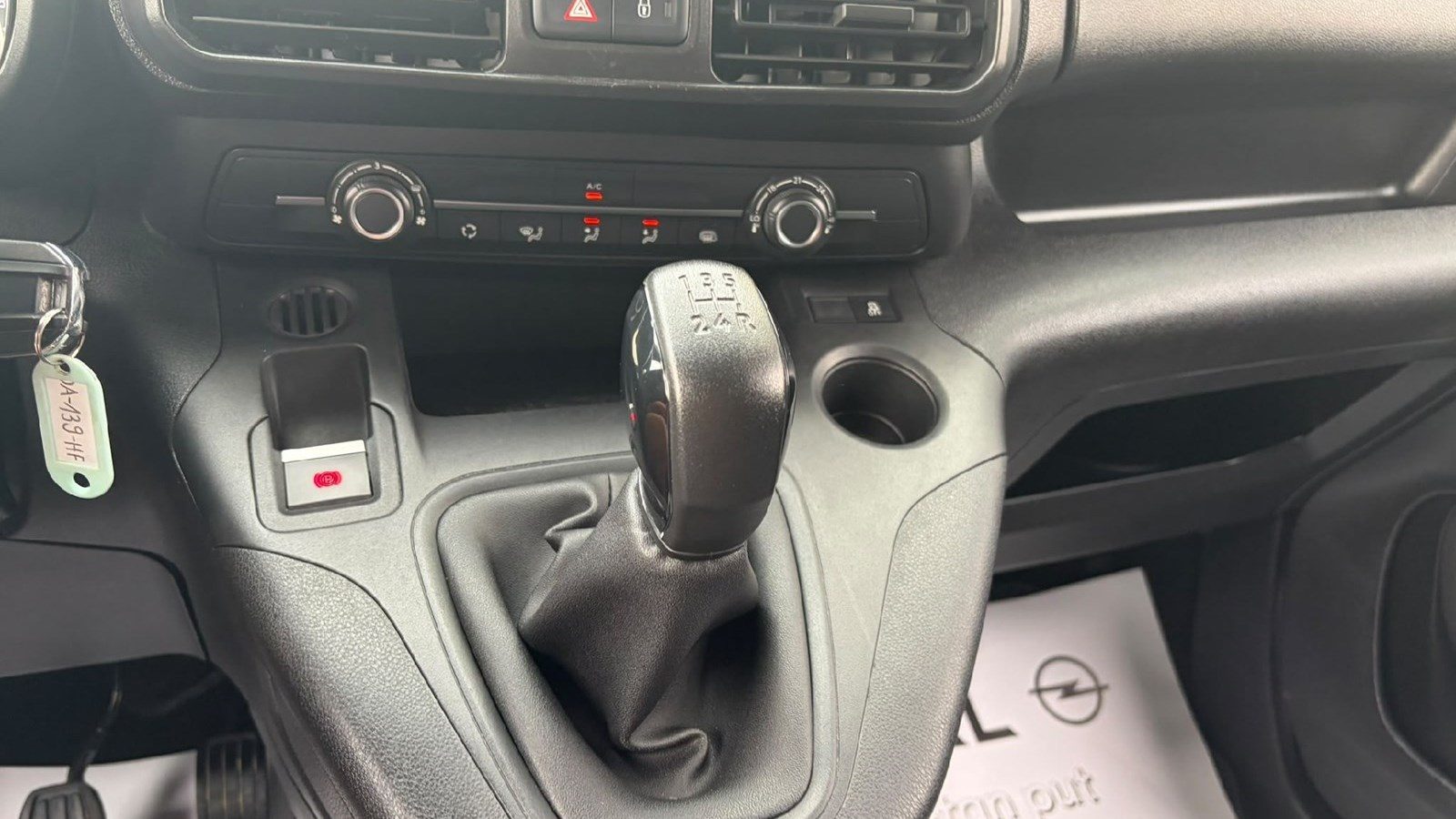 2021 Opel Combo van — fotografija 19