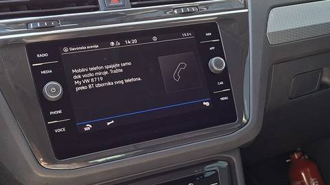 2022 Volkswagen Tiguan — sličica 12