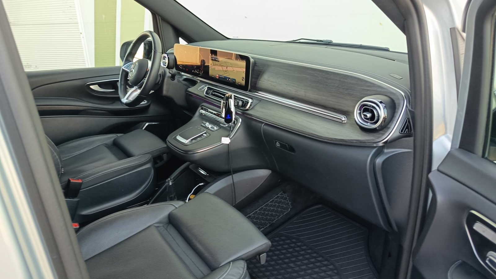 2024 Mercedes-Benz V-klasa — fotografija 15