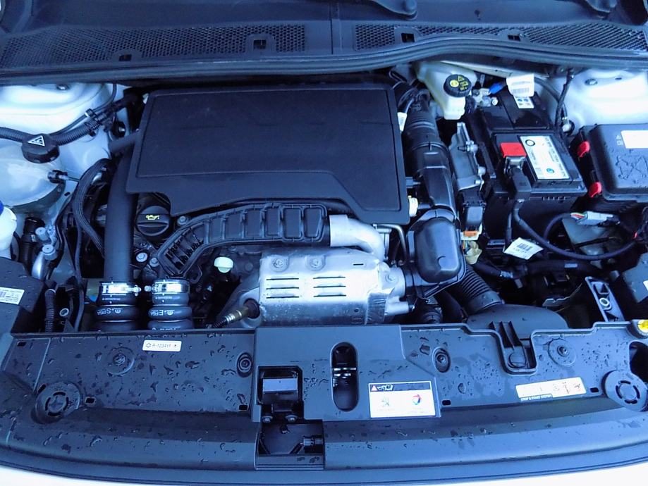 2022 Peugeot 208 — fotografija 21