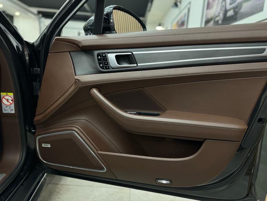 2021 Porsche Panamera — fotografija 20