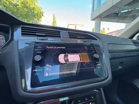 2022 Volkswagen Tiguan — sličica 13