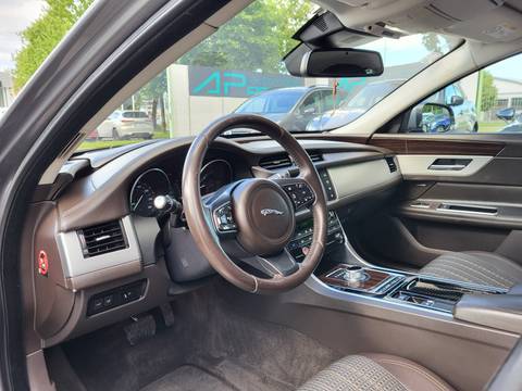 2015 Jaguar XF — sličica 13