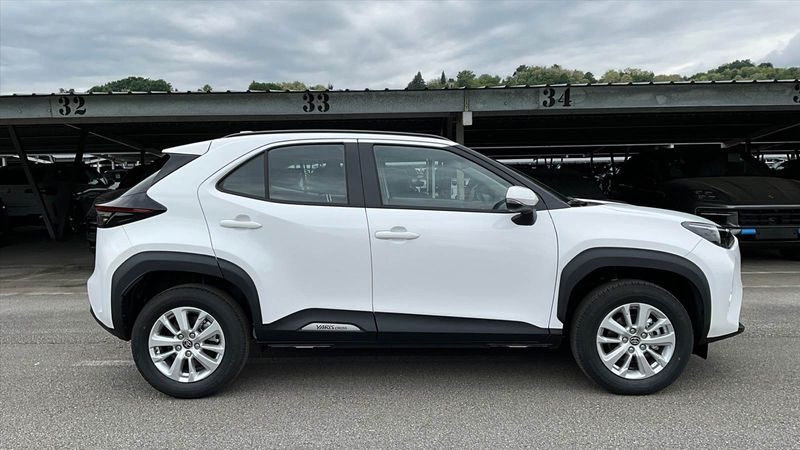 2025 Toyota Yaris Cross — fotografija 11