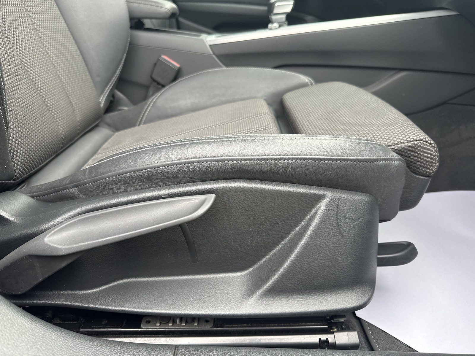 2022 Audi A4 — fotografija 22