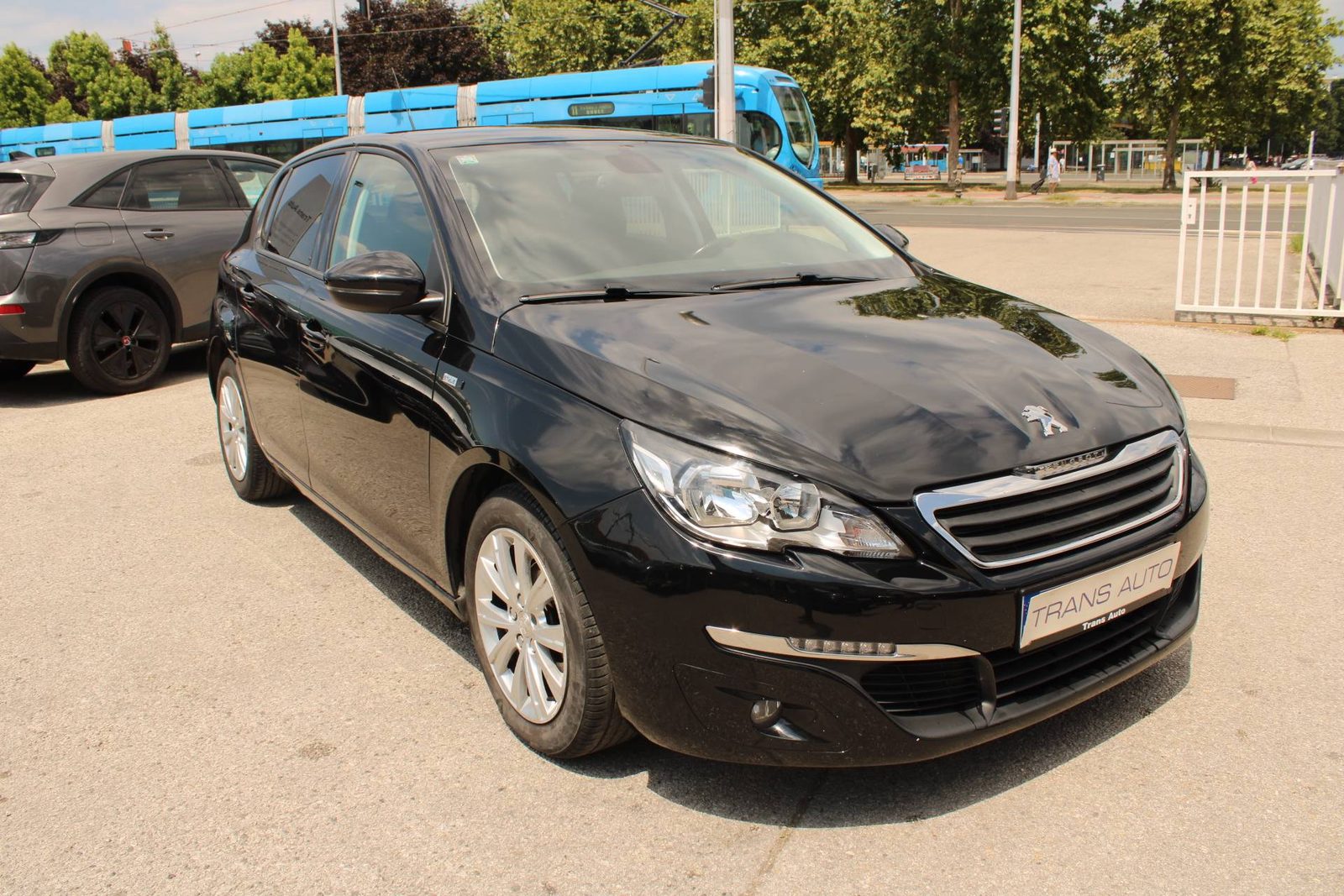 2017 Peugeot 308 — fotografija 3