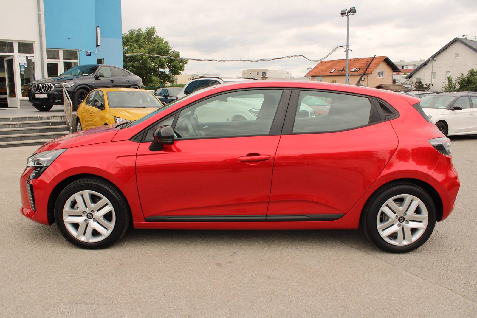 2024 Renault Clio — fotografija 8