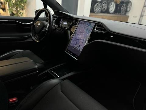 2017 Tesla Model — sličica 19