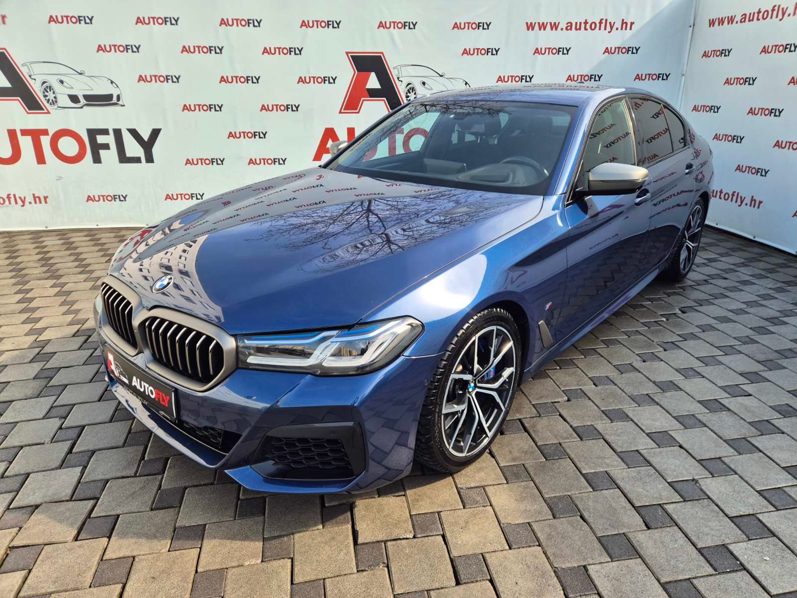 2020 BMW Serija 5 M Sport — fotografija 9