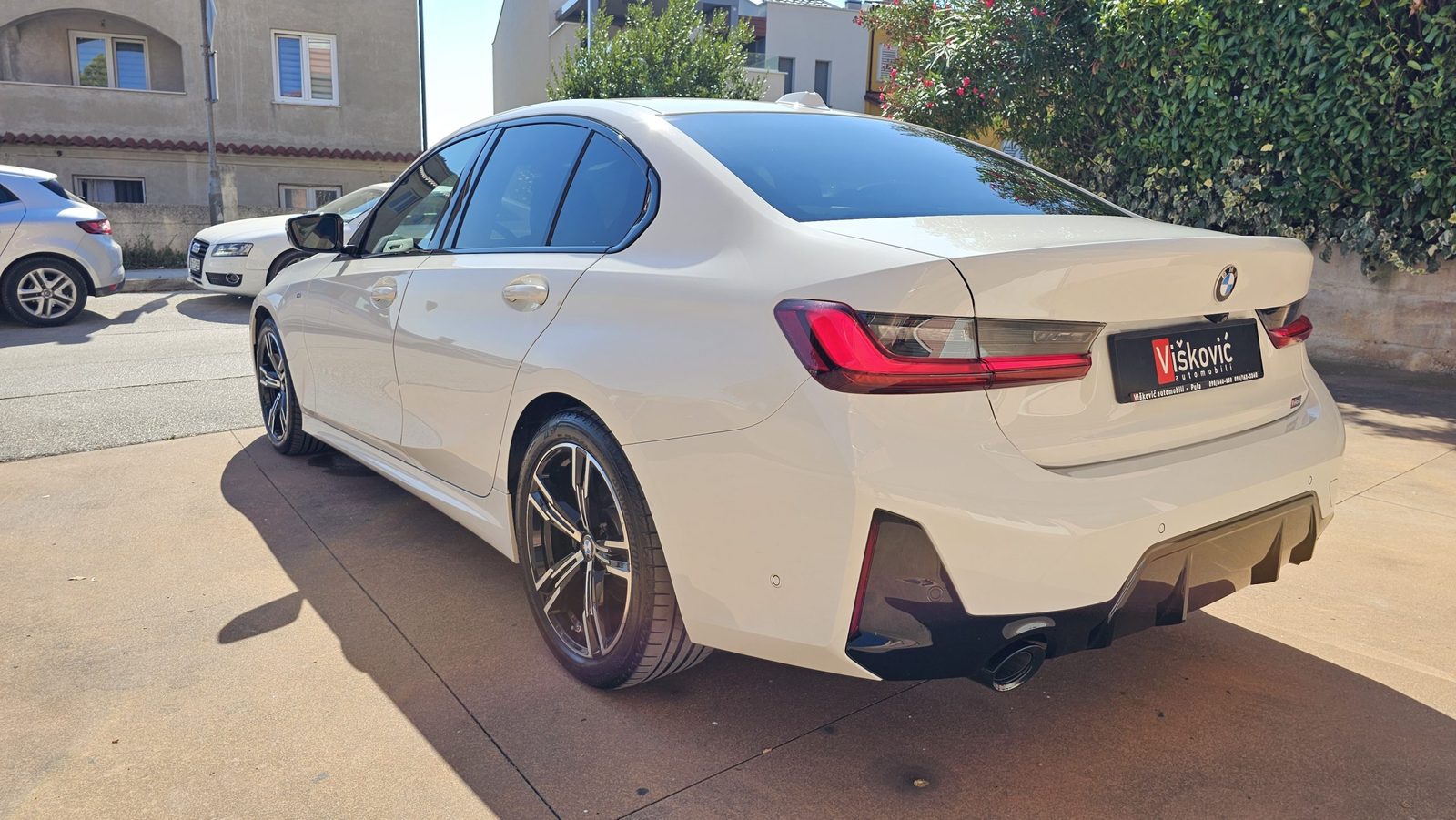 2024 BMW Serija 3 M Sport — fotografija 7