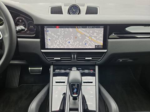 2020 Porsche Cayenne — sličica 20